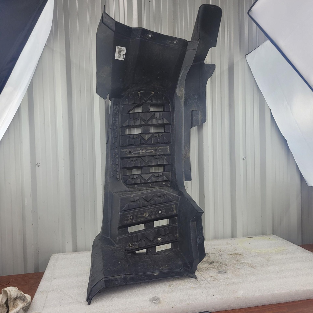 [705002488-001] (new ref. 705003633) lh footboard