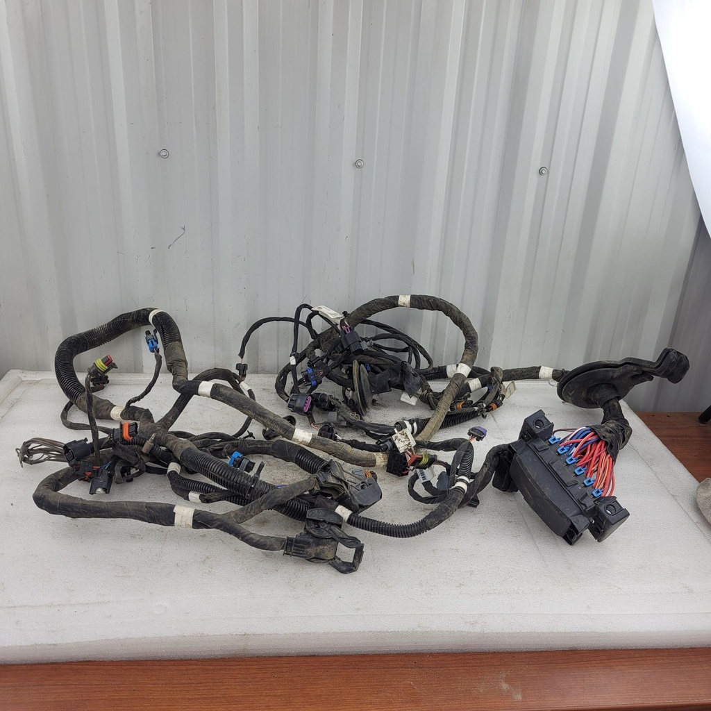 [2415487-001] harn-chassis,rzr1000,pr trl