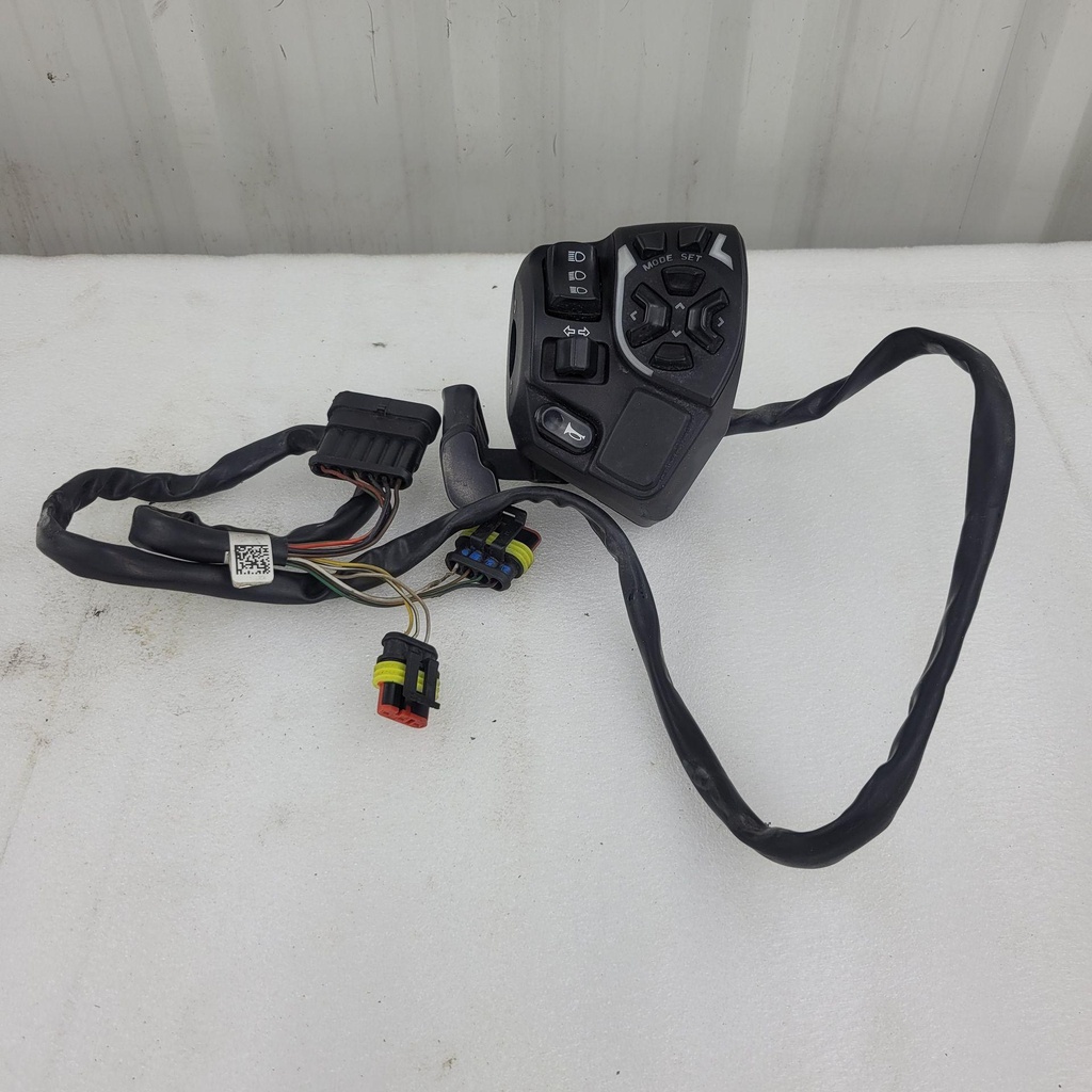 [710003917-001] switch housing se5