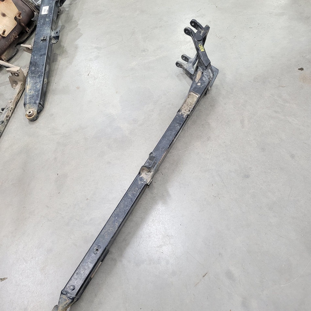 [CF01415] rear rh swing arm